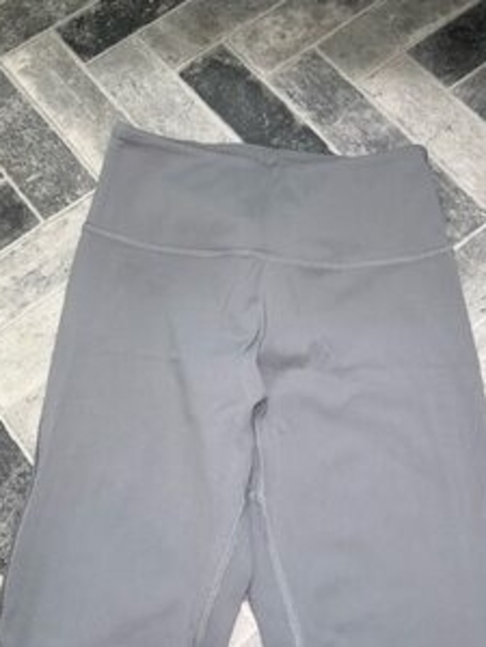 Alphalete Charcoal High-Rise Leggings - Picture 5 of 6